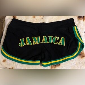 Jamaica shorts size L